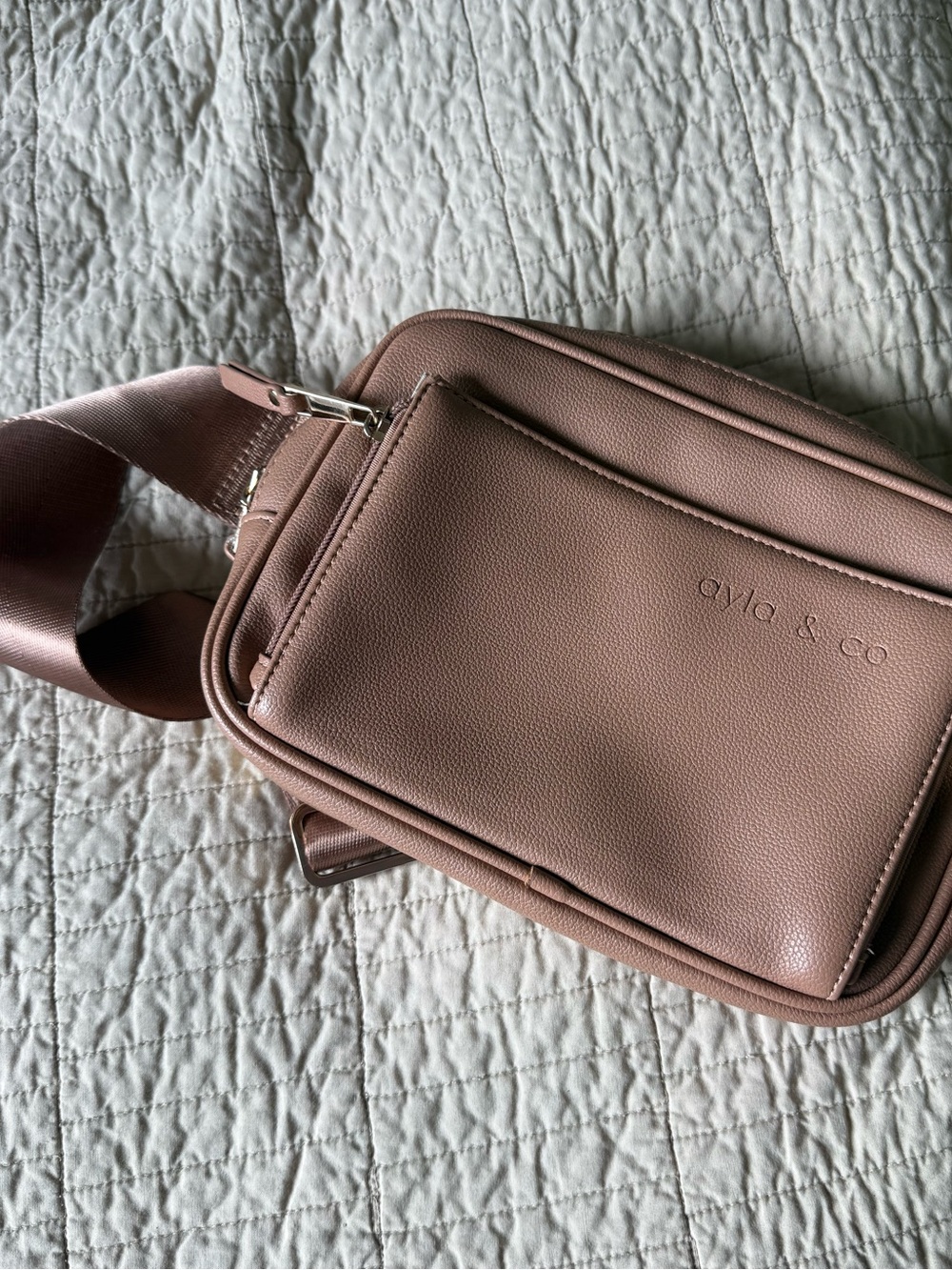 The Ayla Fanny Pack